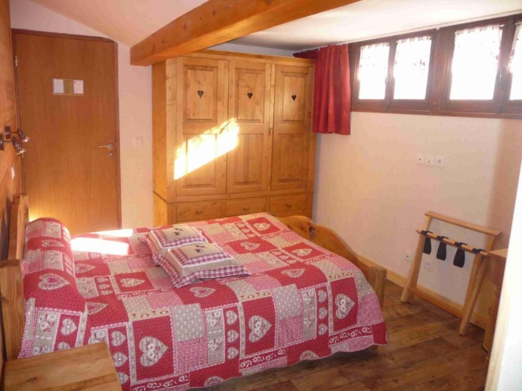 Hotel Arolla 2*