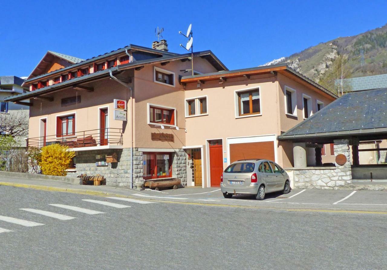 Arolla Hotel